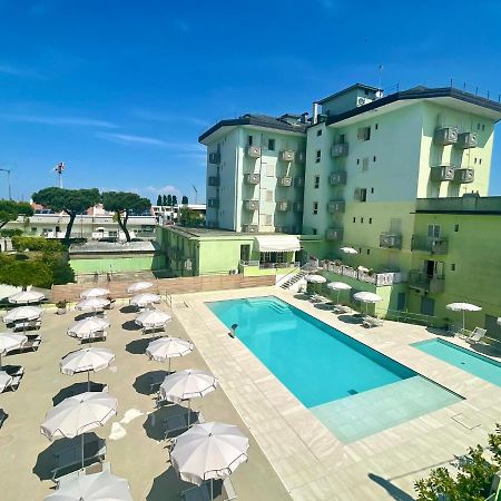 Hotel Vianello Lido di Jesolo Exterior foto